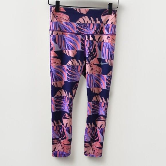 Nike DRI-FIT Women’s Fast Runway Print Crop Running Tights Leggings Size S - Picture 1 of 6